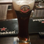 Utopia Pub Nourriture