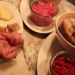 Vinello A Milano food
