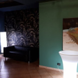 Iguana Bistrot inside