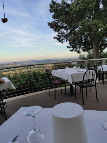 Bistrò Cucina Vini Comida