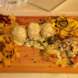 Skay Pizzeria food