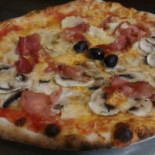 Pizzeria Nestor food