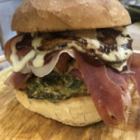 Peddy Burgers Nourriture