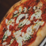 Luna Rossa Comida