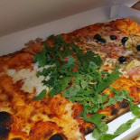 Pizza In Piazza food