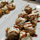 Mama Sushi food