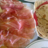 Osteria Battibecco food