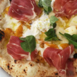 Mimi Pizzeria food