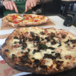Pizzeria Vesi Comida