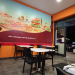 Haroon Pizza E Kebap À l'intérieur