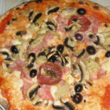 Lo Zeffiro inside