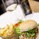 Mystic Burger Comida