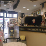 Perry's Cafe Food