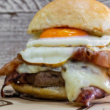 Royal Beef's Comida