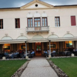 Ca' Sette food