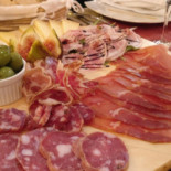 Vineria Del Borgo inside