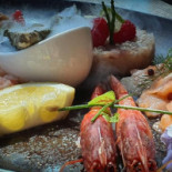 Follia Beach food