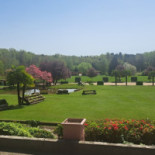 Le Querce outside
