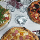 Pizzeria La Paradisea Nourriture
