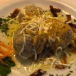 Ai Lares food