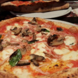 Mmp Pizzeria Nourriture