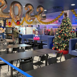 Royal Bowling Dentro
