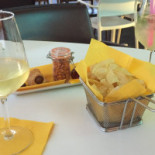 L'ora Fronte Lago Comida