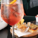 Trieste Lounge inside