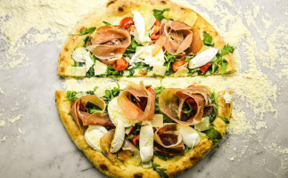 Da Saba Pizza Scandicci food