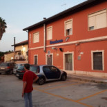 Camere A Sud Terminal Nourriture