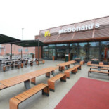 Mcdonald's Spinea Dentro