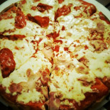Compagnia Della Pizza food