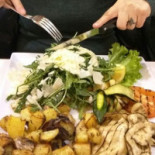 Laquolina food