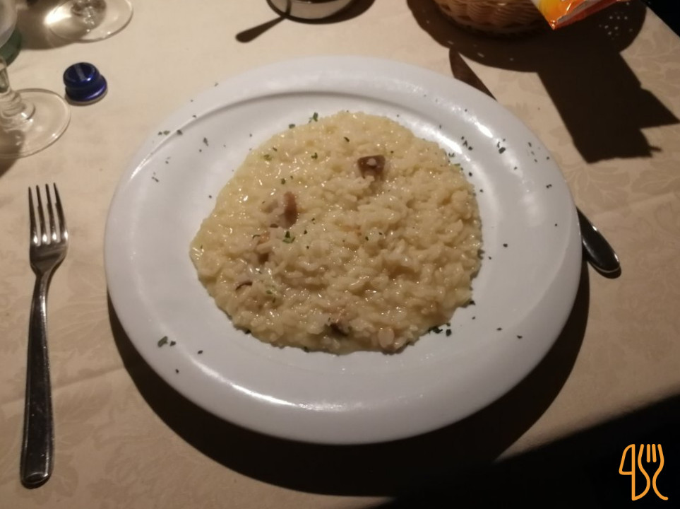 Maffi Marino Pizzeria La Tavernetta Comida