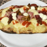 Lo Scoglio Trattoria Pizzeria food
