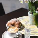Bonadea Coffee Wine Spirits Comida