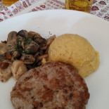 Rifugio 10 Bis food