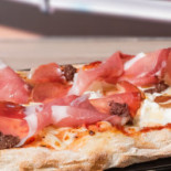 V6 Pub Grill Comida