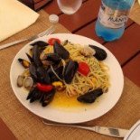 Reginetta Comida