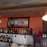 Le Roi Moustache Comida