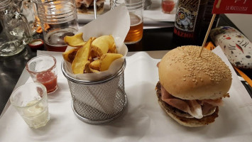 Puro Slow Burger Vigevano food