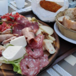 Lo Sciabbecco Food