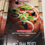 Ugo Pizza food