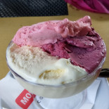Rouge Et Noir Nourriture