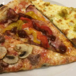 Pizza Club No Limits food