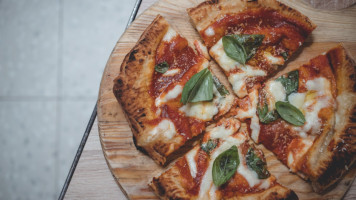 Pizzeria Fratelli Grassia food