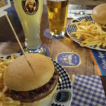 Lowengrube Comida