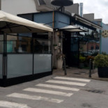 Mokambo Outside