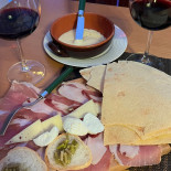 Assicutera Nourriture