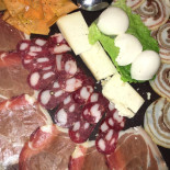 Lucifero Comida